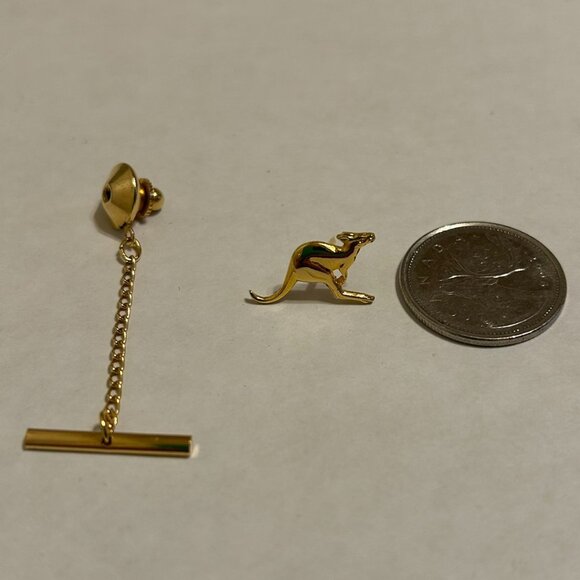 Gold Coloured Kangaroo Tie Pin - Picture 4 of 4